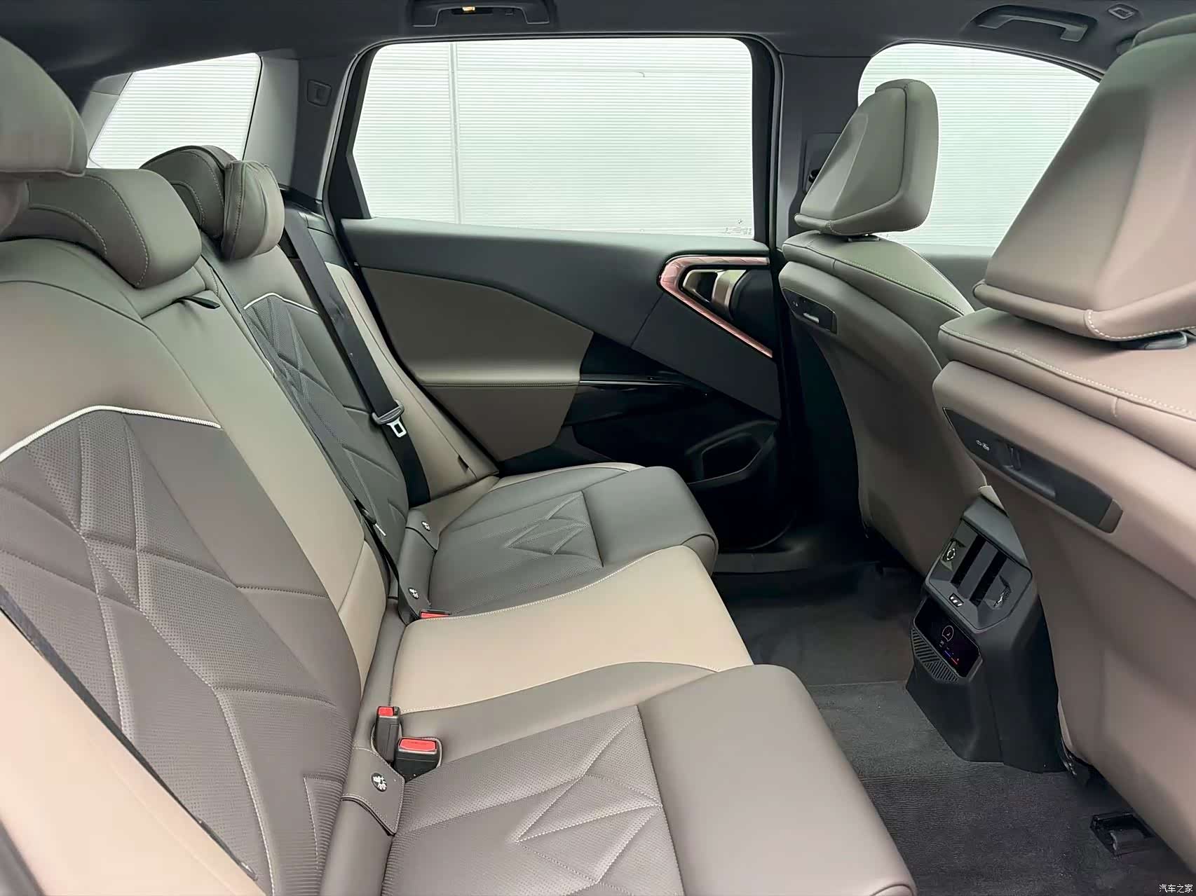 BMW X3, 2025 9
