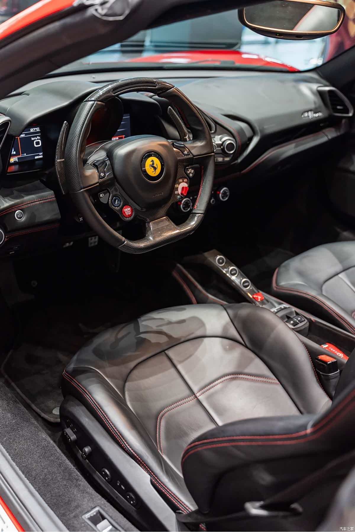 Ferrari 488, 2018 13