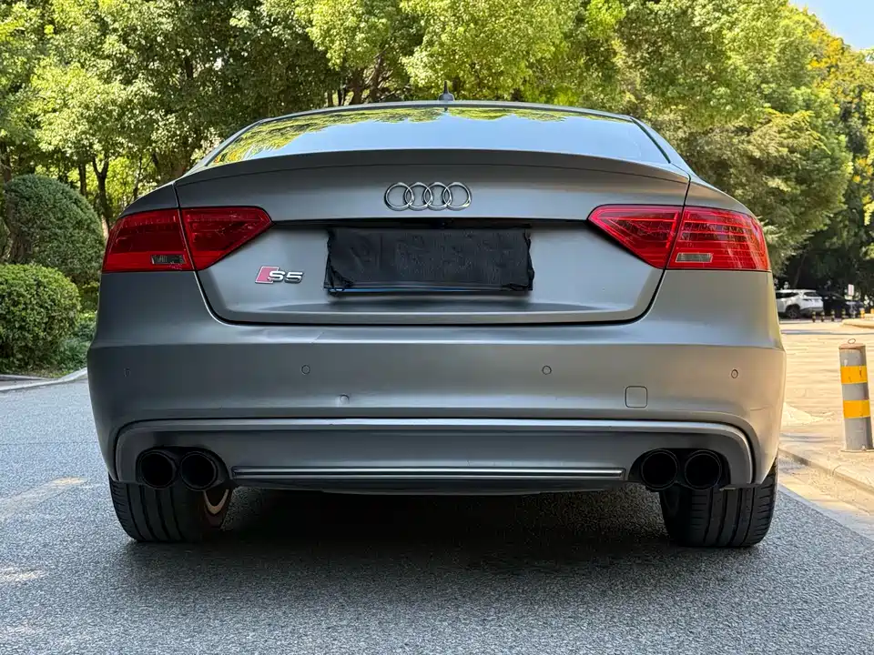 Audi S5