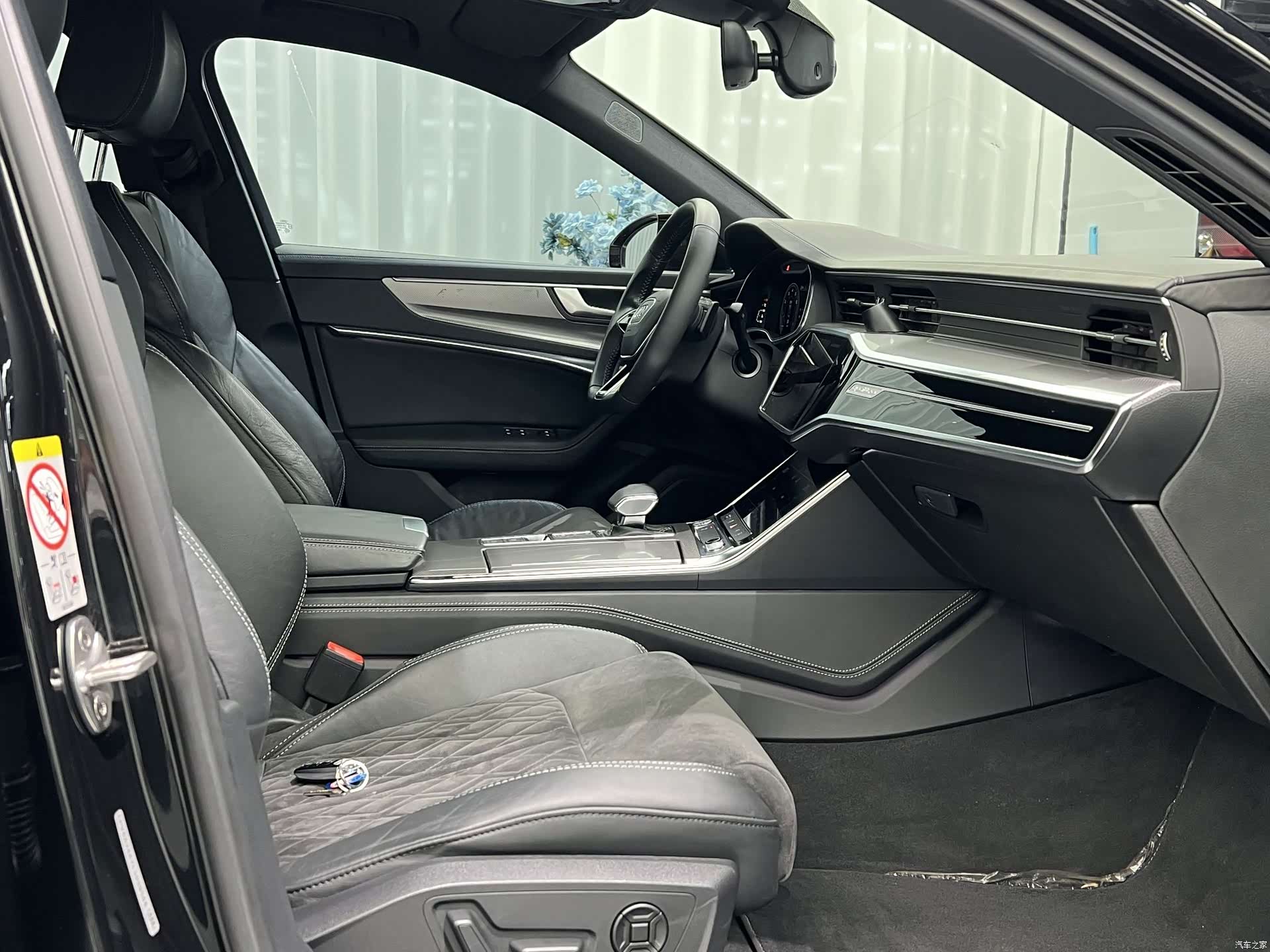 Audi A6L, 2020 4