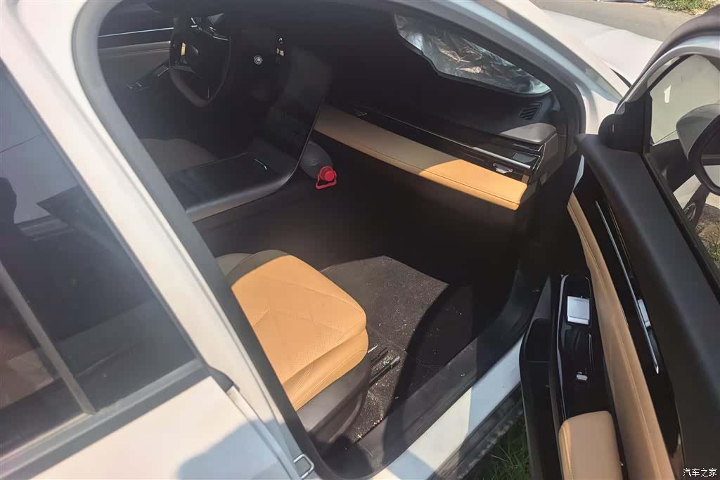 Geely Galaxy L6, 2024 8