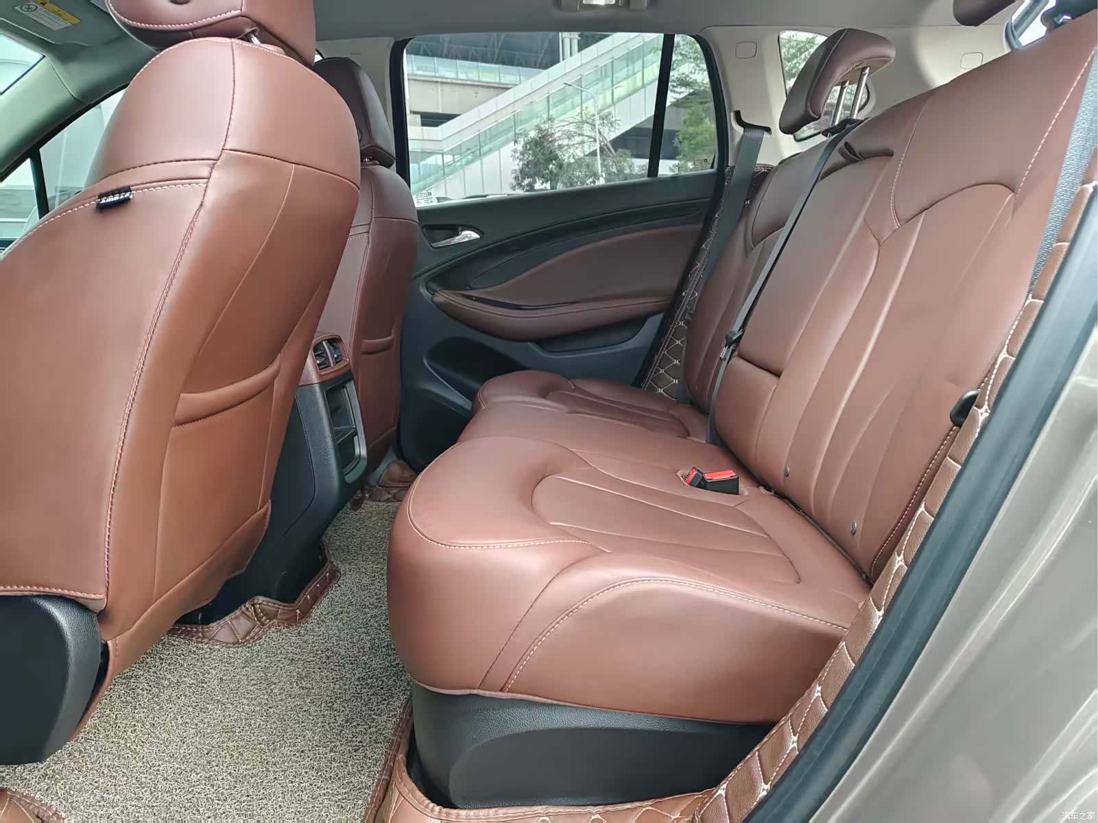 Buick Envision Plus, 2019 6