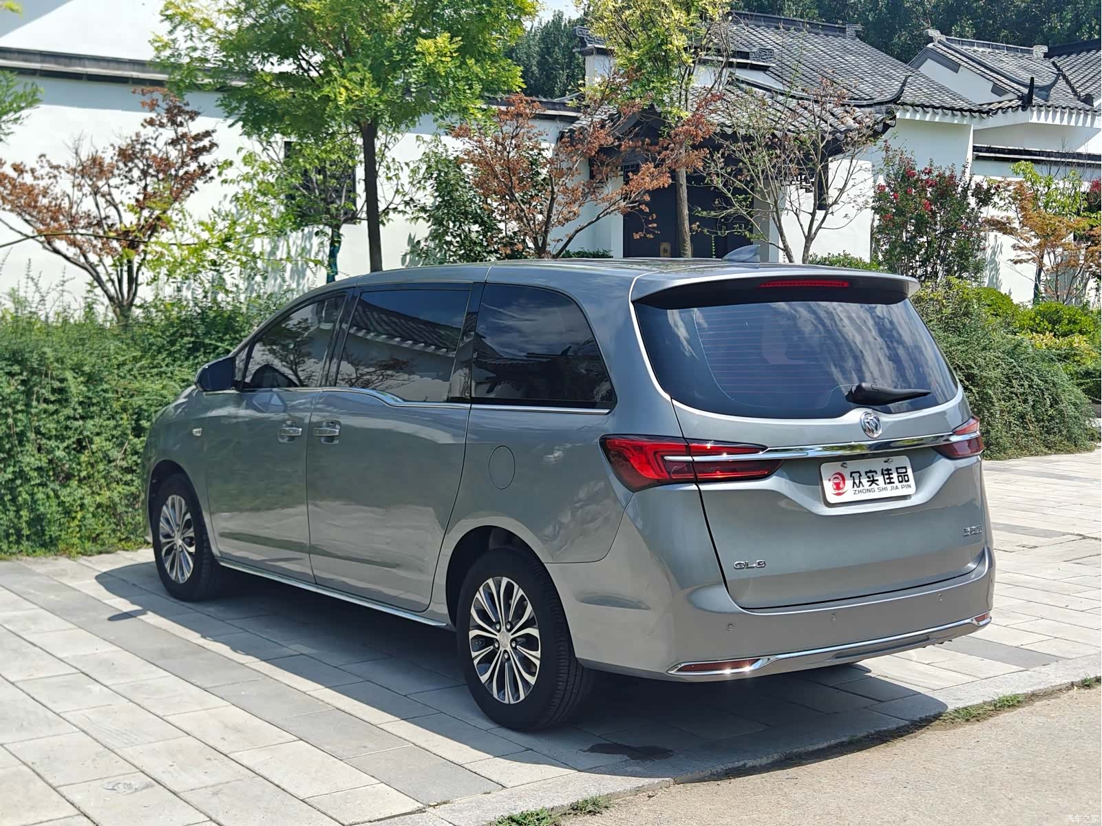 Buick GL8, 2023 9