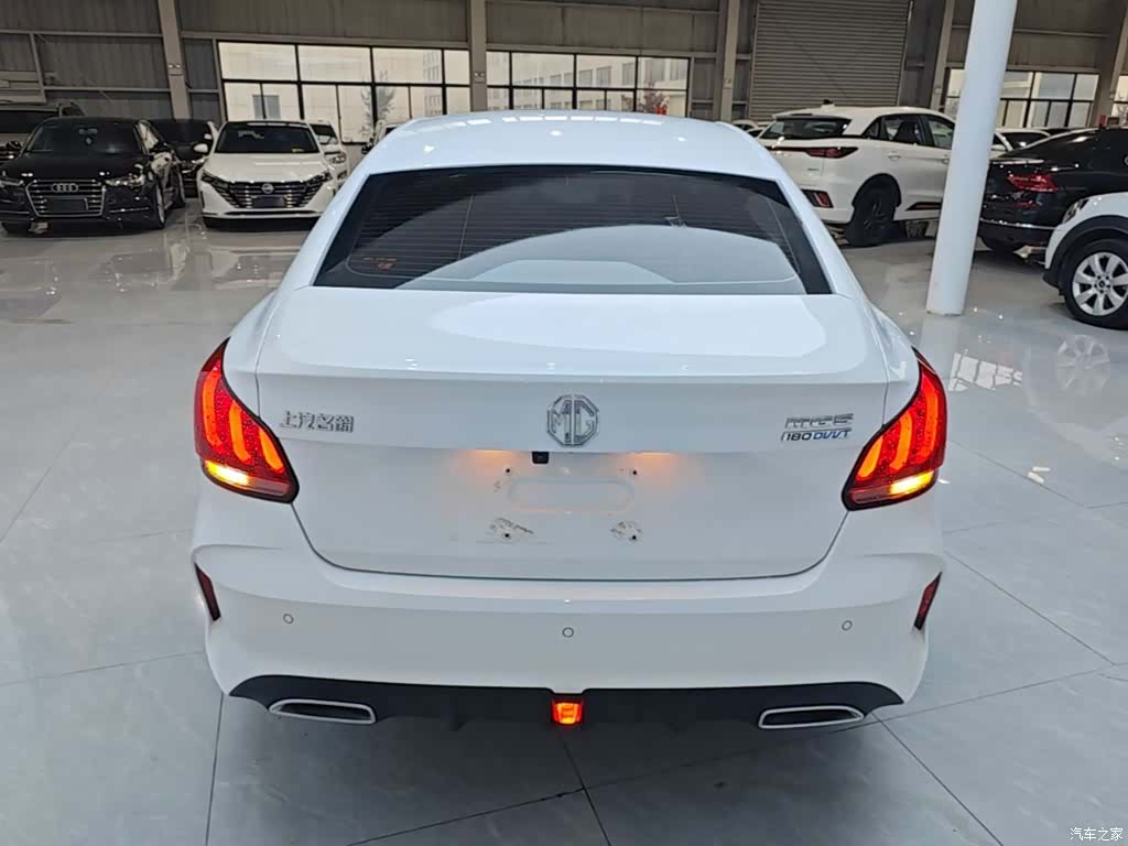 MG MG5, 2024 6