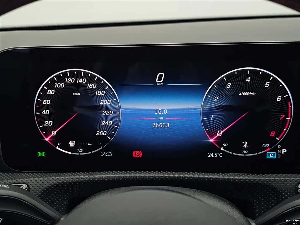 Mercedes-Benz CLA, 2024 13