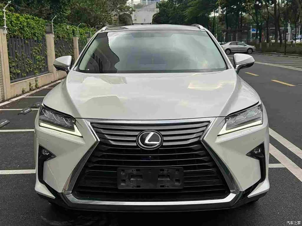 Lexus RX, 2018 1