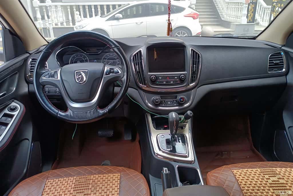 Wuling 560, 2017 12