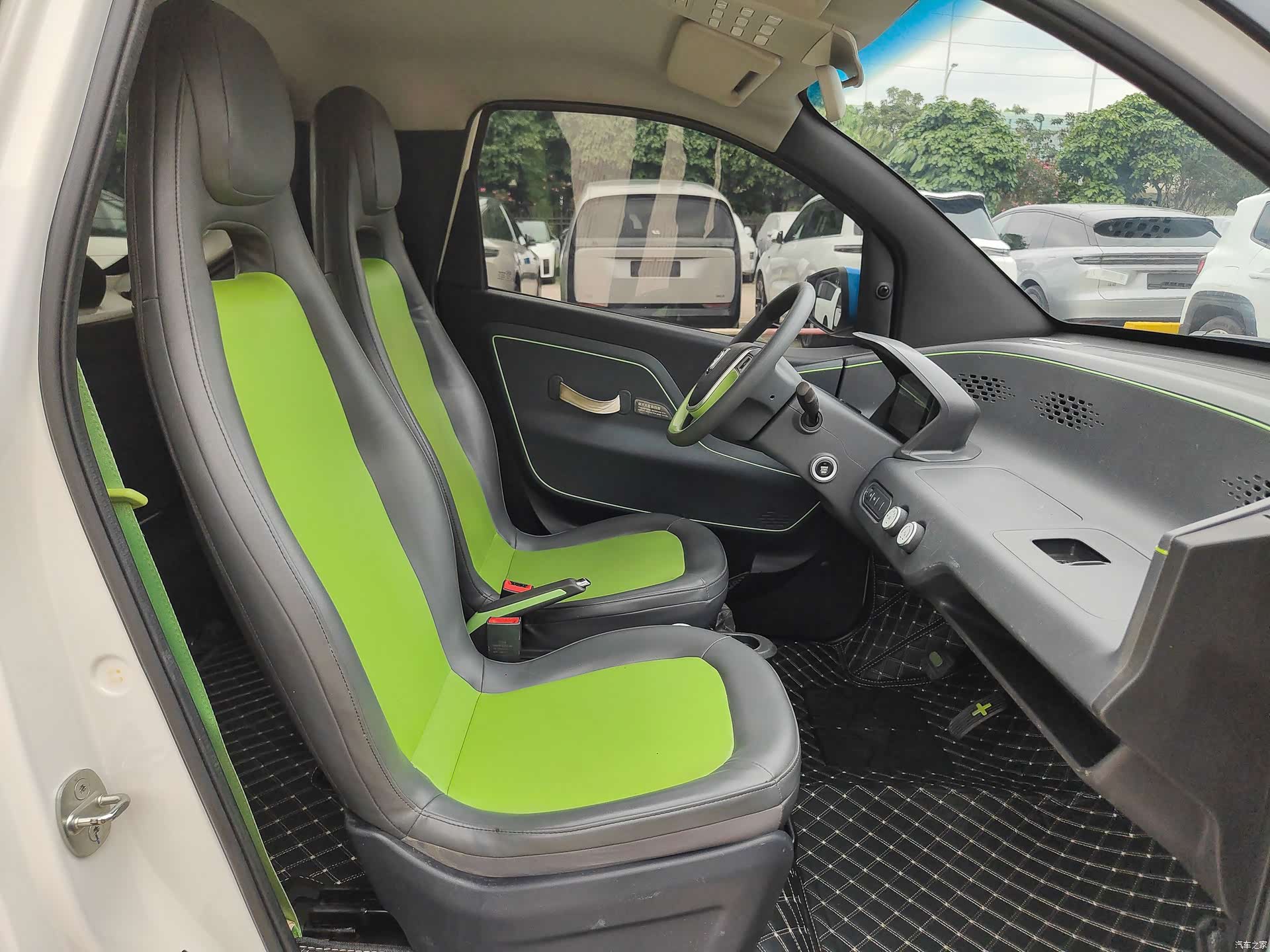 Wuling E100, 2021 10