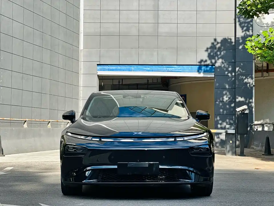 XPENG P7