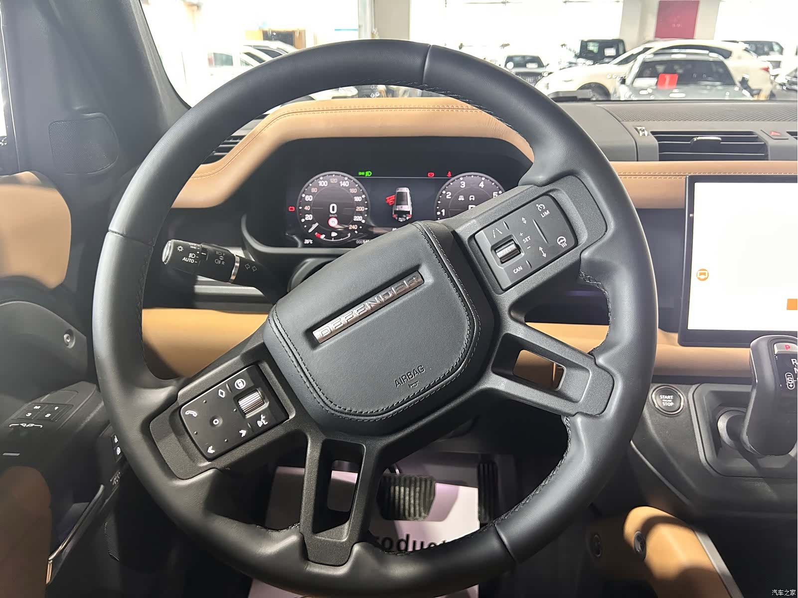 Land Rover Defender, 2025 7