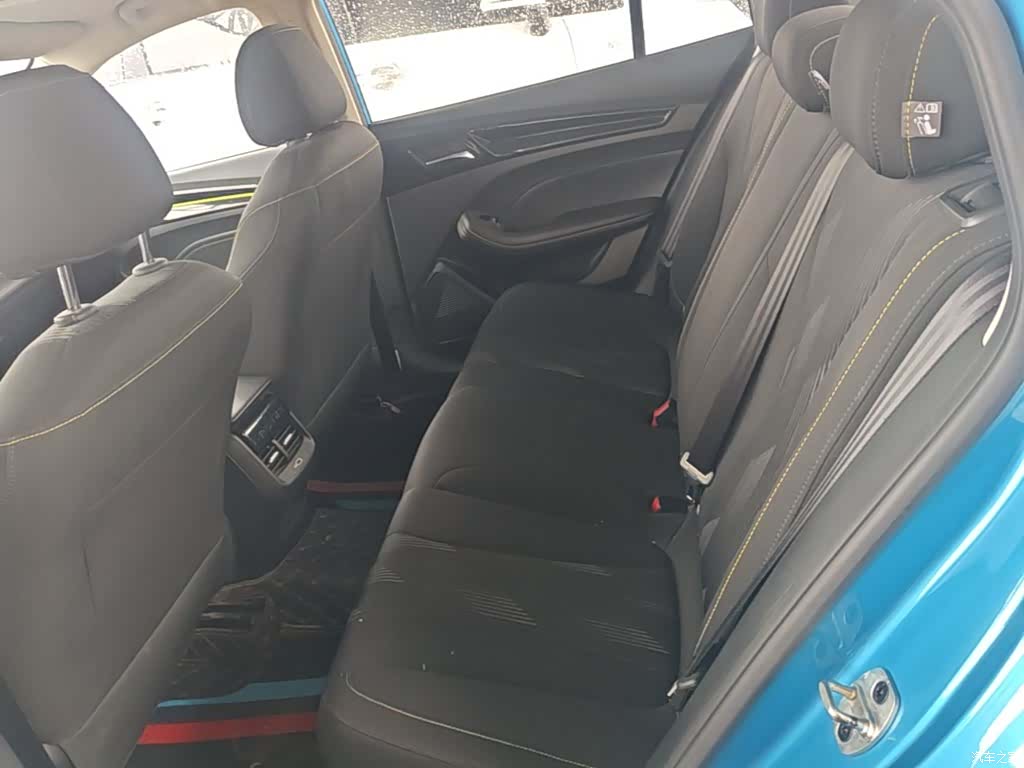 Roewe i5, 2021 17
