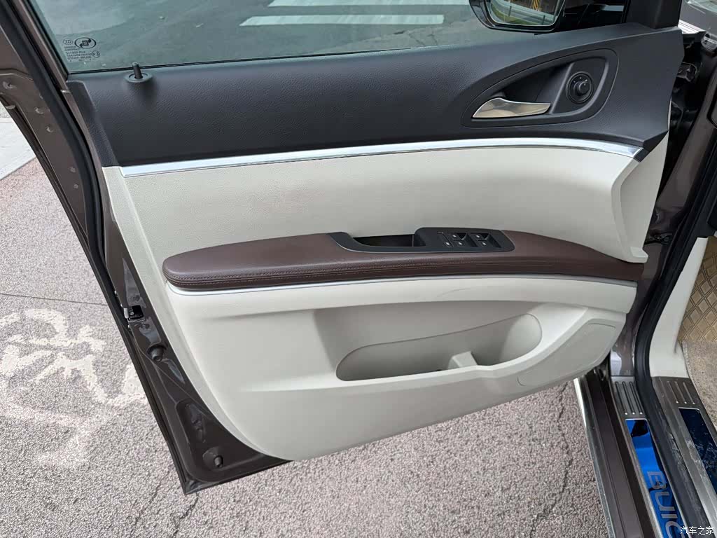 Buick GL8, 2023 6