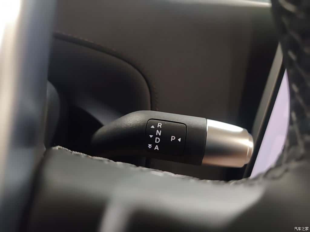 Li Auto L8, 2025 14
