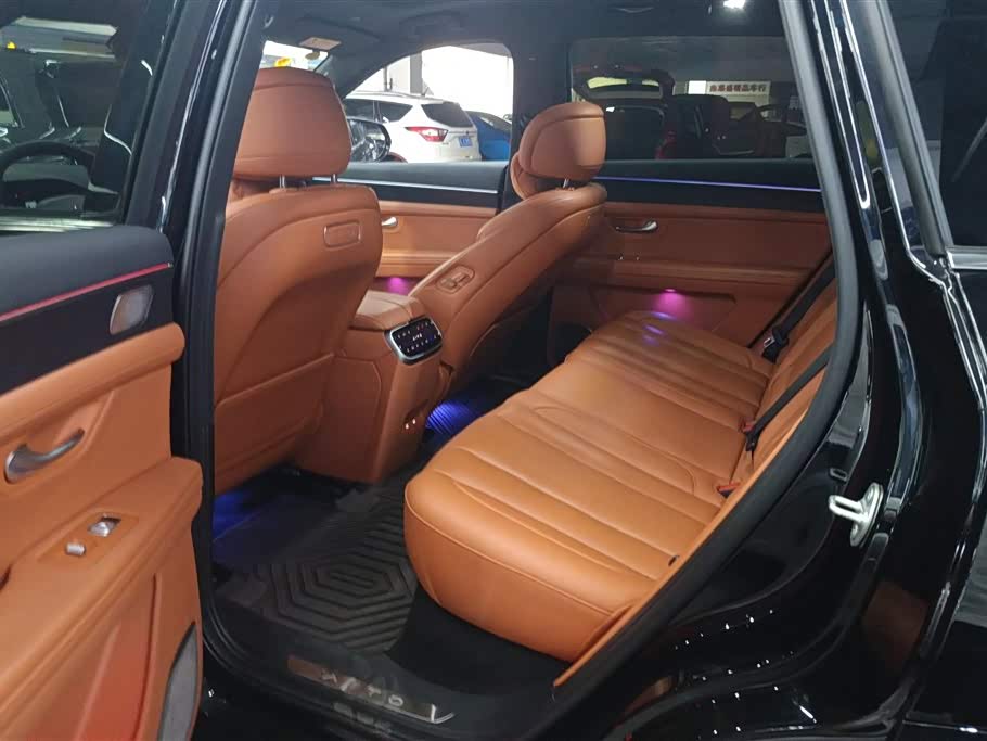 AITO Ask the world M7