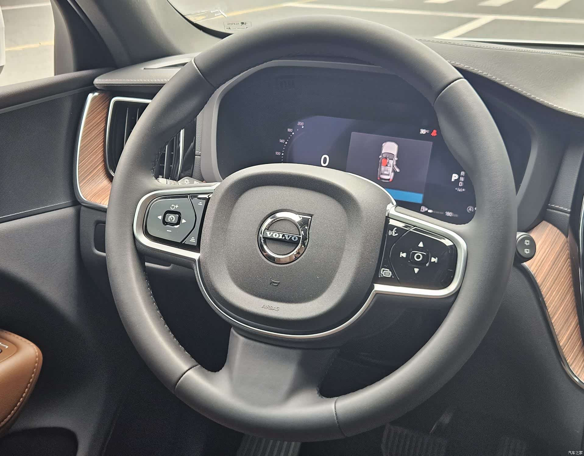 Volvo XC60, 2024 11
