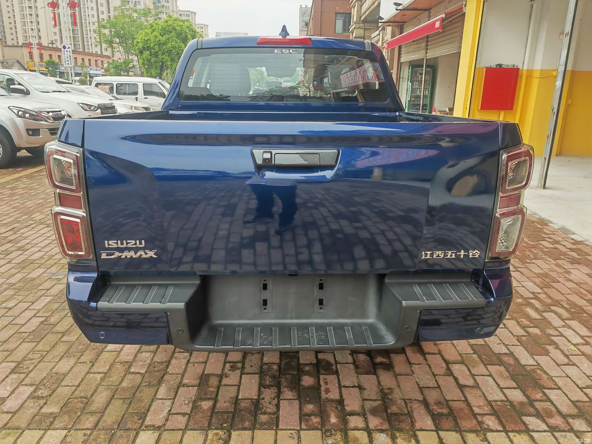 JiangXiWuShiLing D-MAX, 1900 все фото