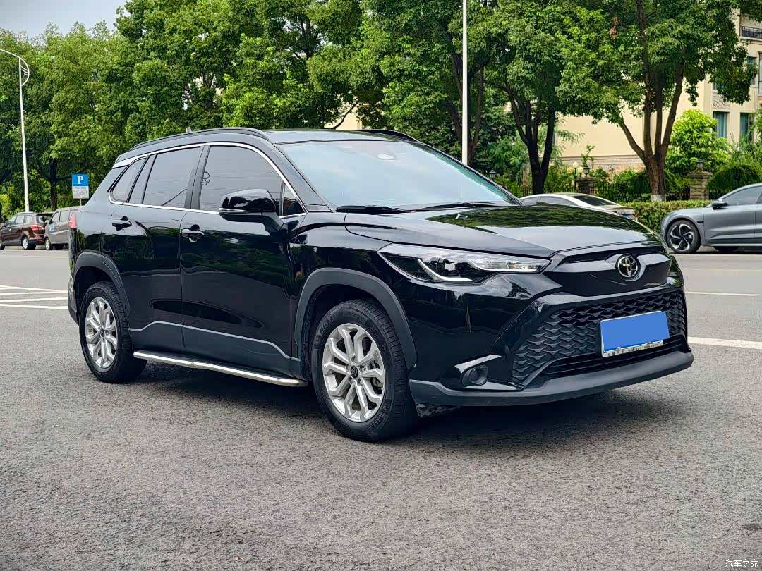 Toyota Frontlander, 2023 3