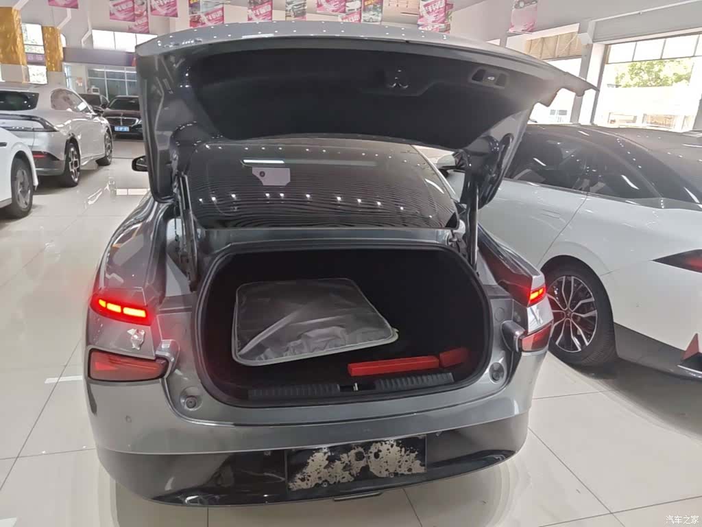 Xpeng P7, 2021 19