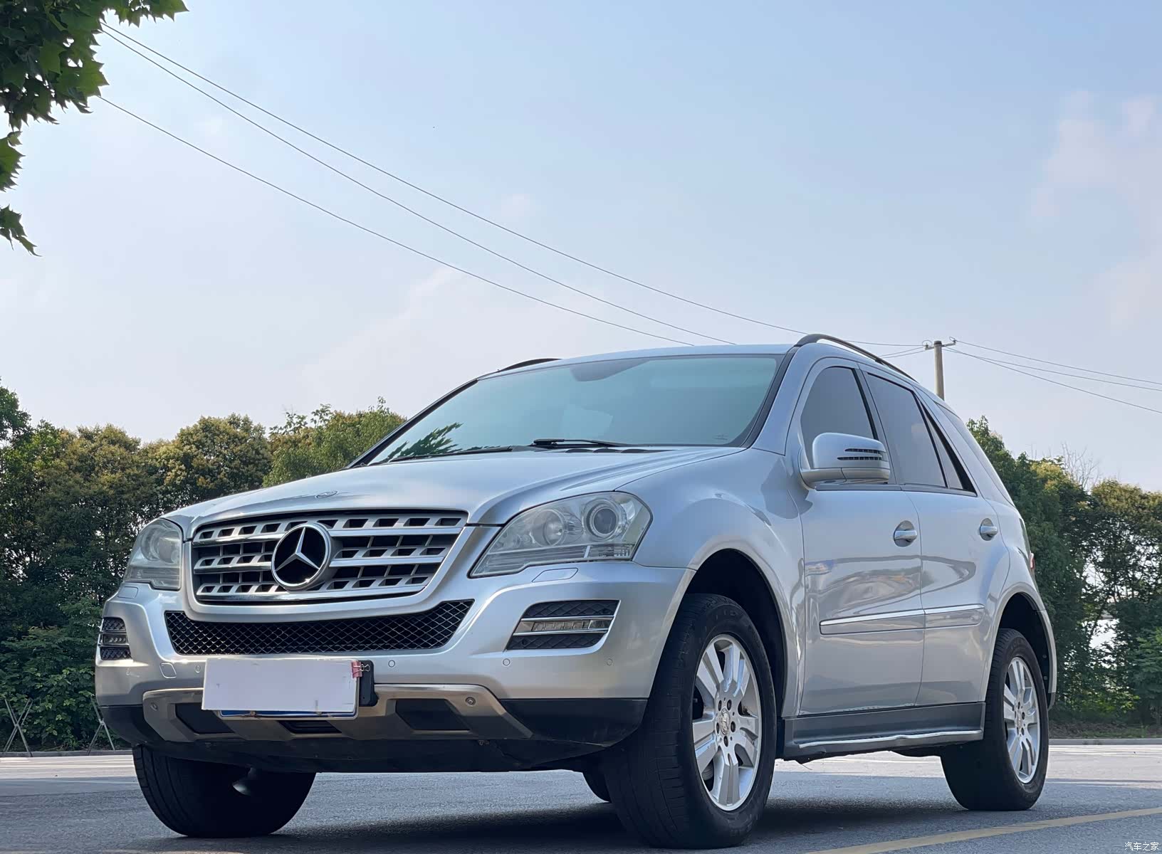 Mercedes-Benz M-Class, 2011 1