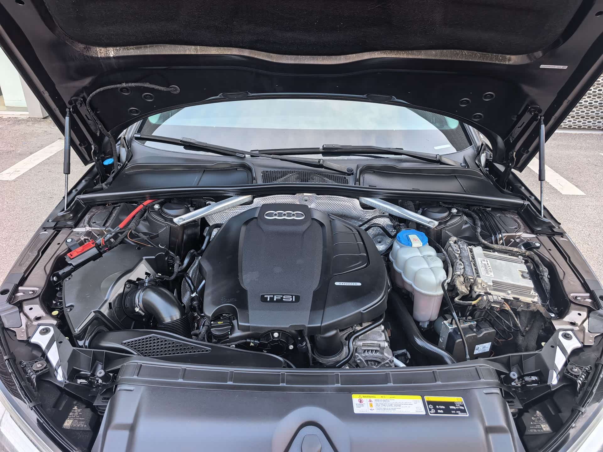 Audi A4L, 2017 14