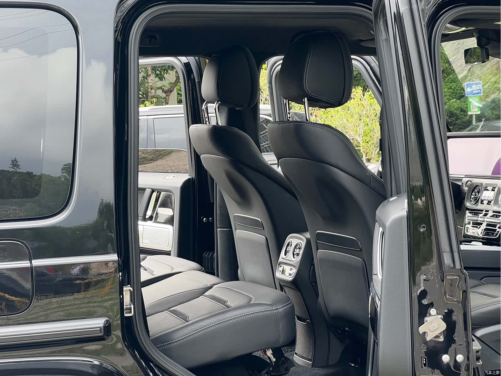 Mercedes-Benz G-Class, 2022 13
