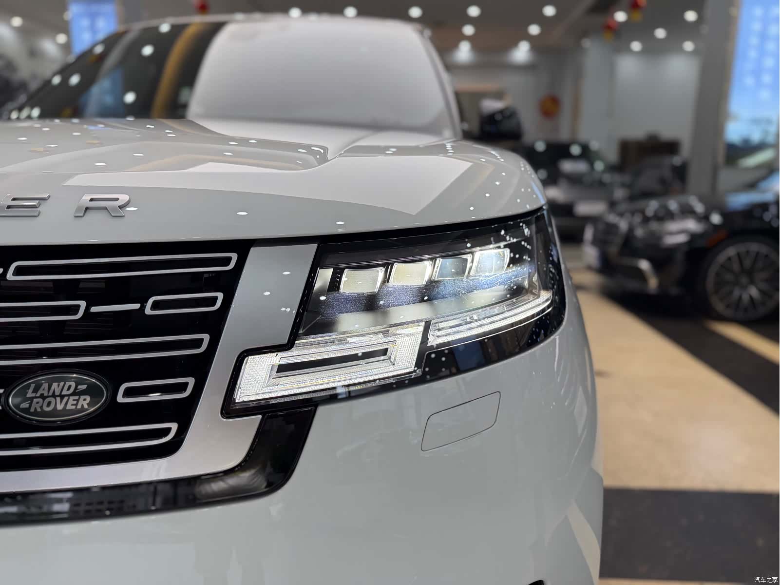 Land Rover Range Rover, 2022 25