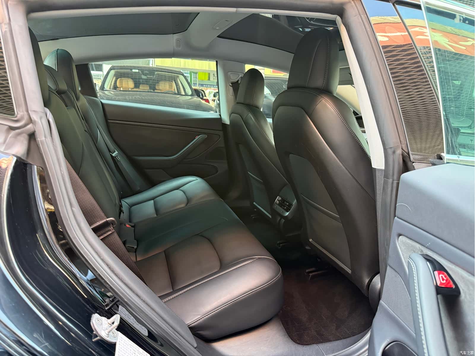 Tesla Model 3, 2019 9