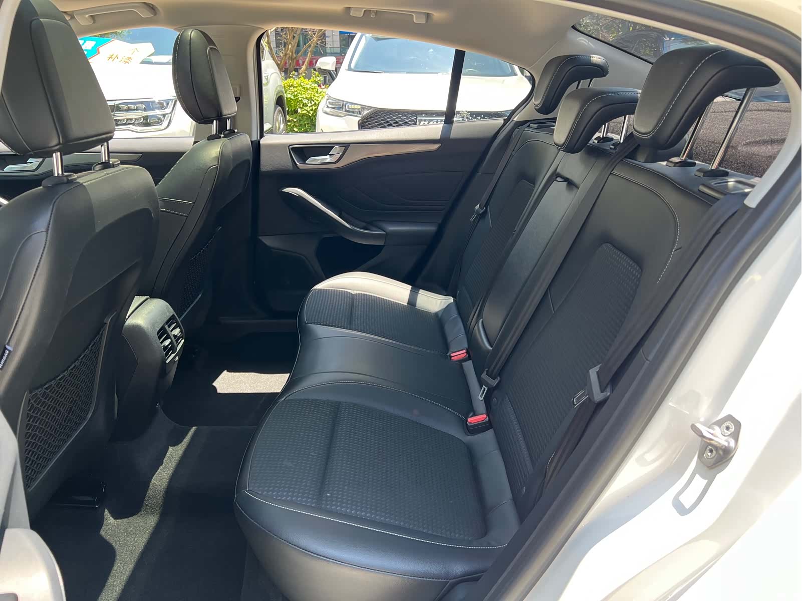 Ford Focus, 2019 8