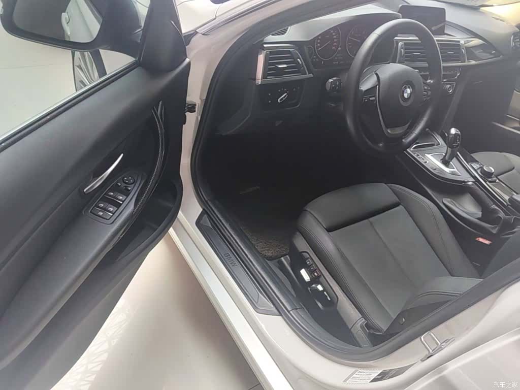 BMW 3 Series, 2018 16