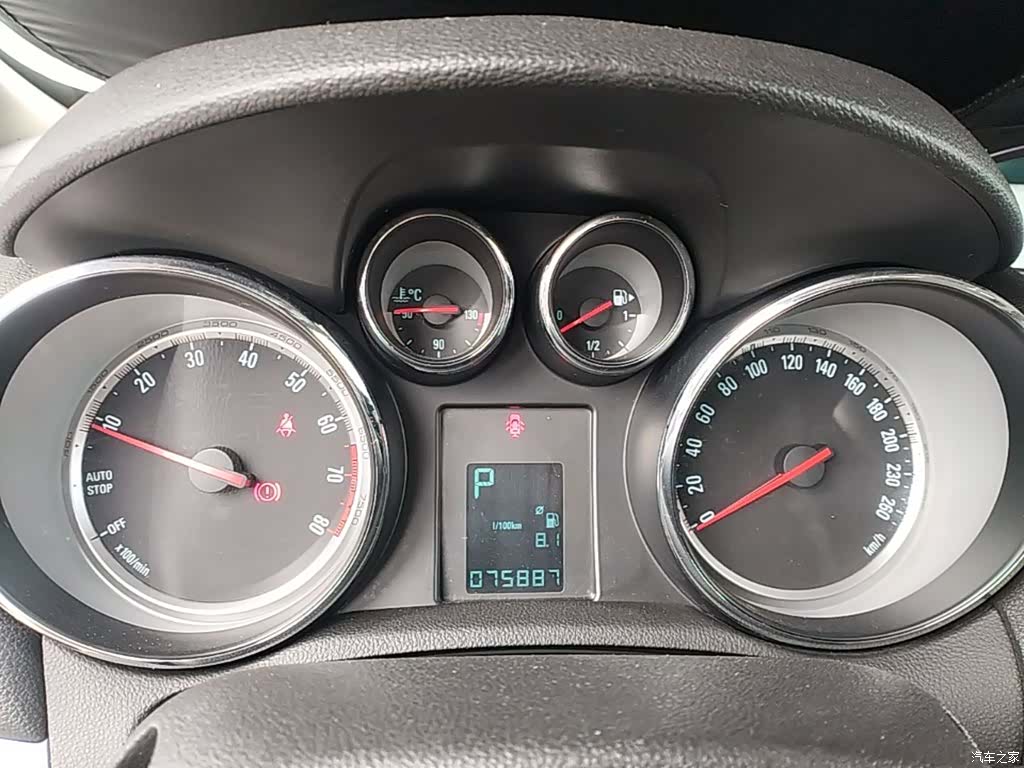 Buick Encore, 2016 12