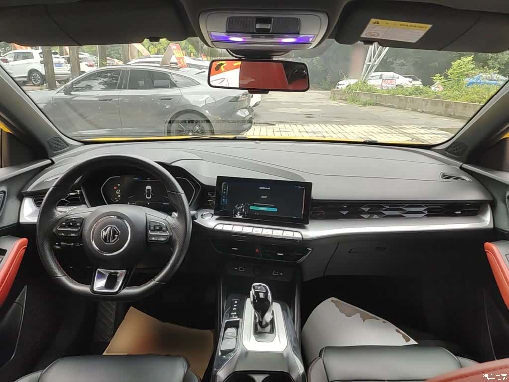MG MG5, 2021 10