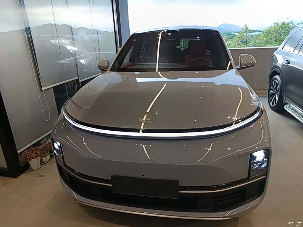 Li Auto L9, 2025 3