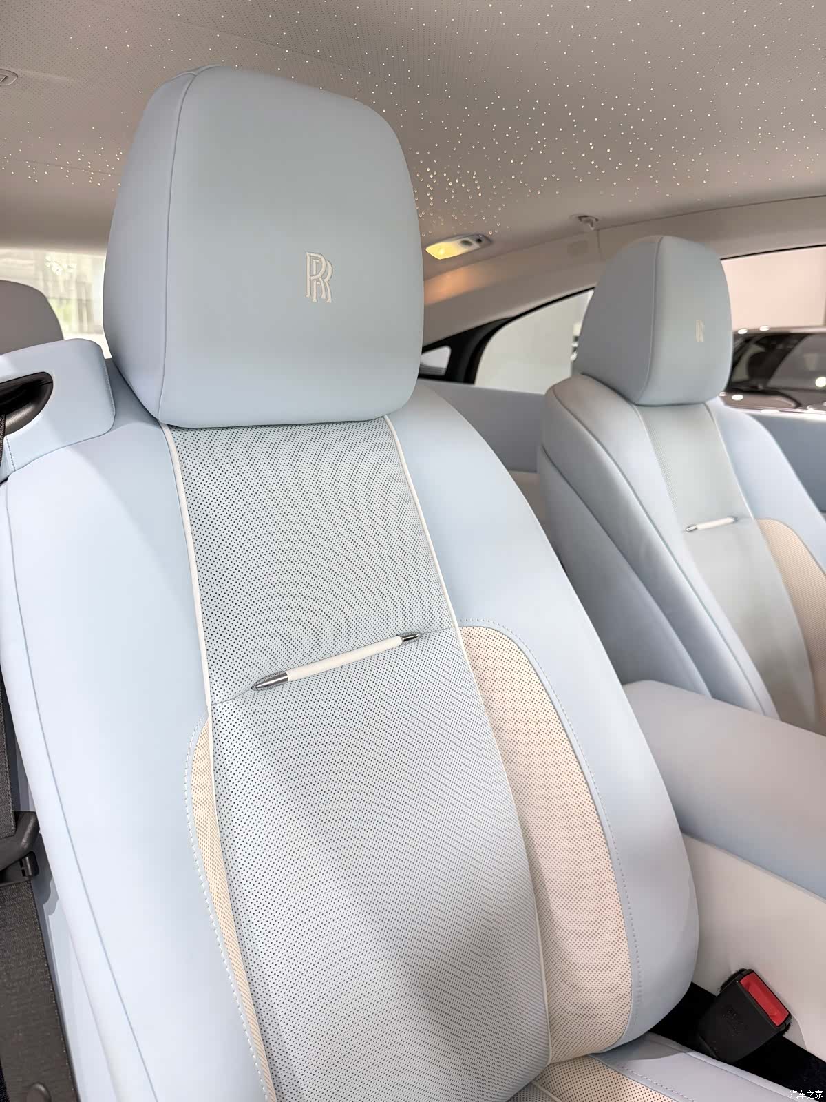 Rolls-Royce Wraith, 2021 10