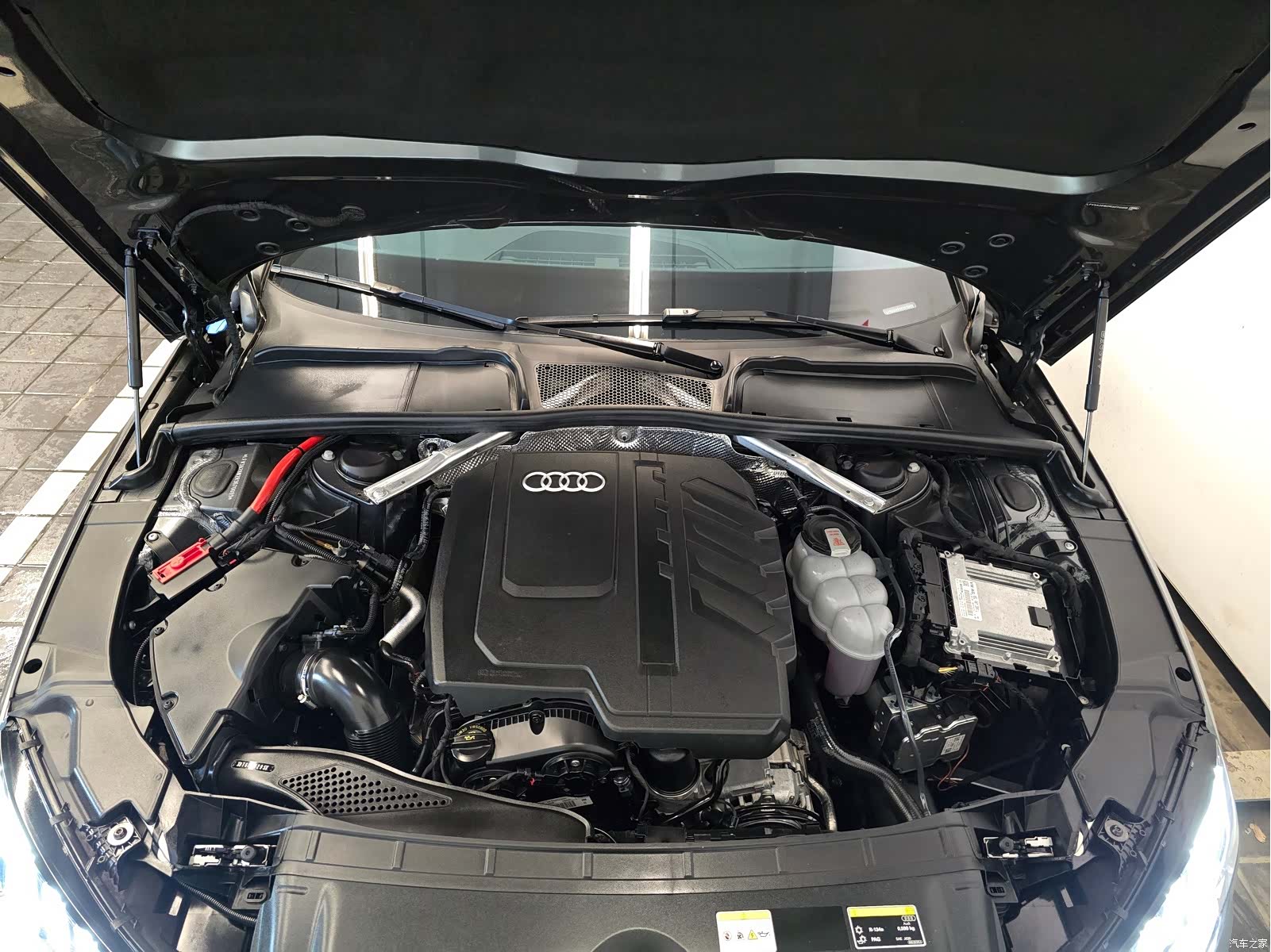Audi A4L, 2024 10