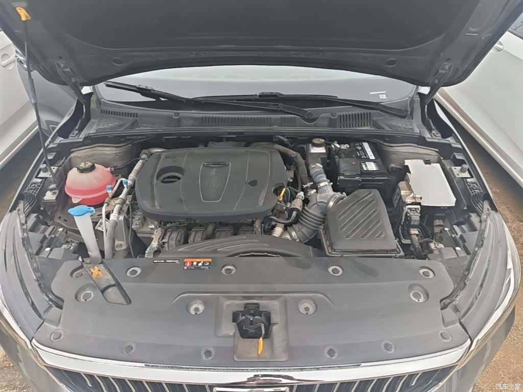 Geely Emgrand, 2023 20