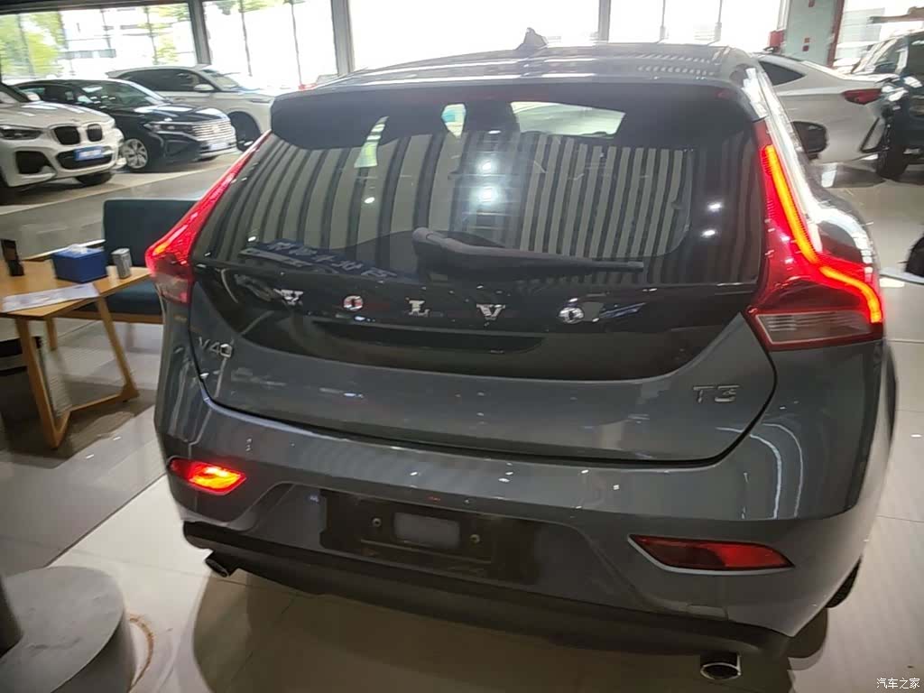 Volvo V40, 2016 6