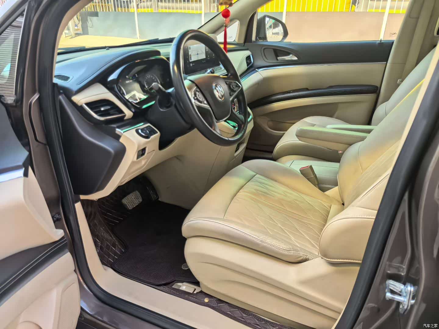 Buick GL8, 2023 7