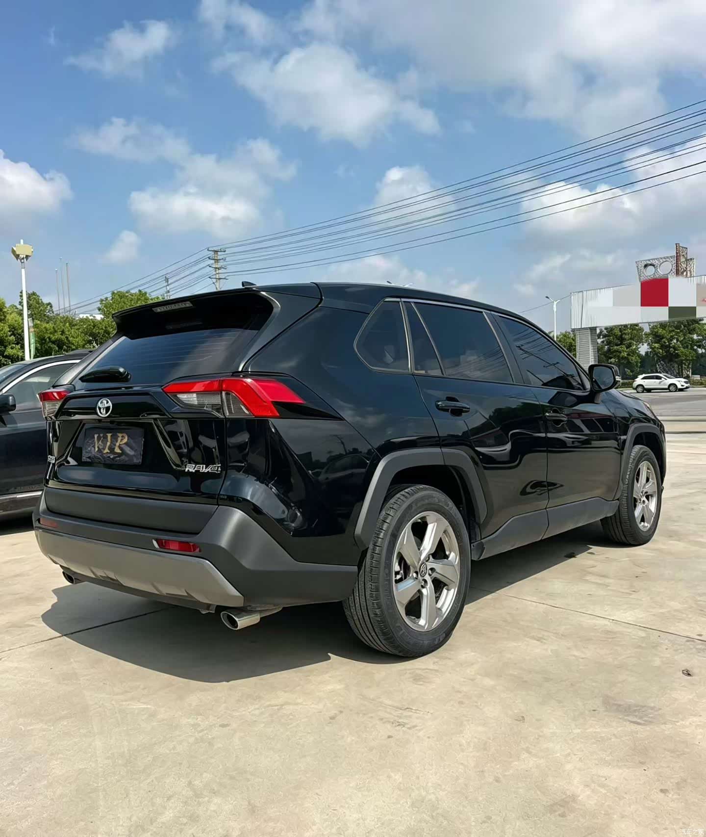 Toyota RAV4, 2022 6