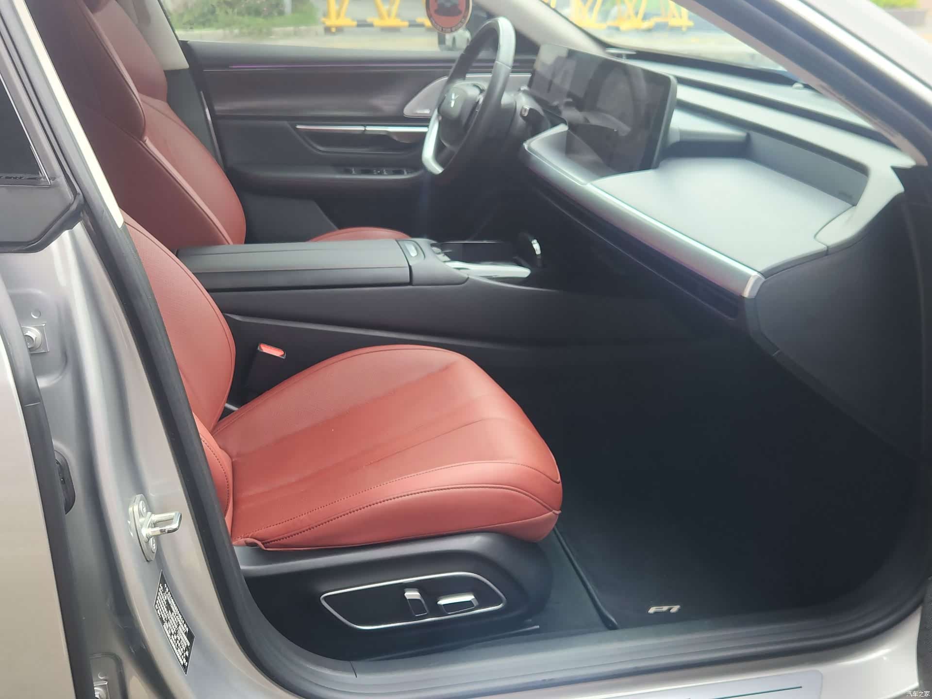 Xpeng P7, 2020 12