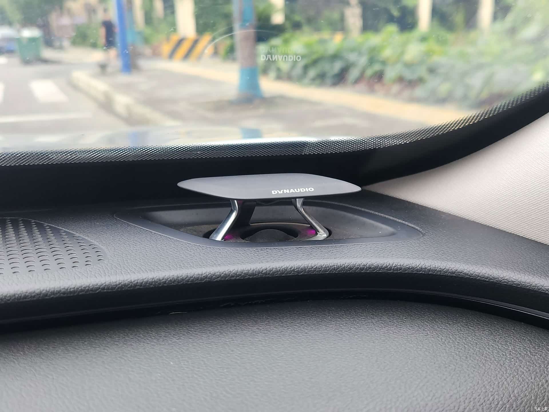Xpeng P7, 2020 13