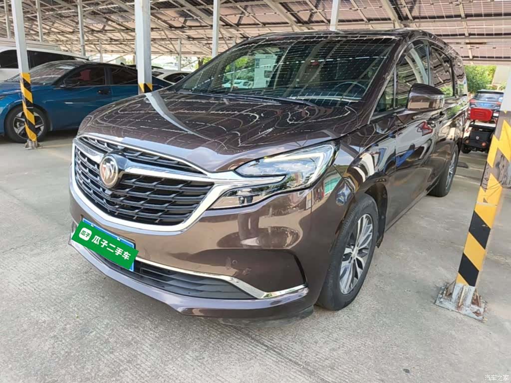 Buick GL8, 2021 1