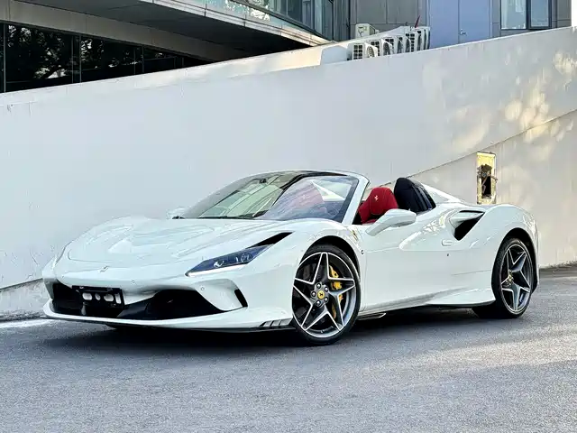 Ferrari F8 2023 — купить из Китая под заказ