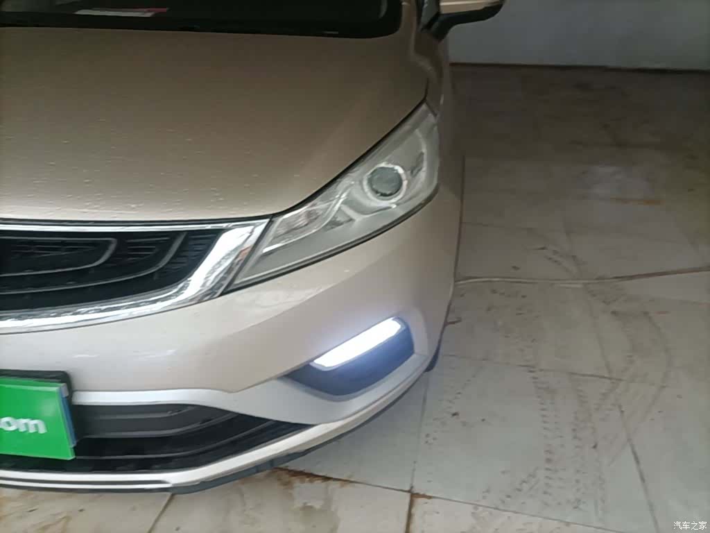 Geely Emgrand, 2018 24