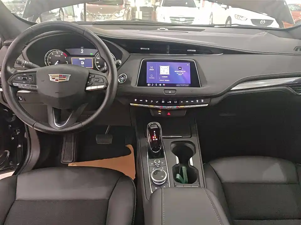 Cadillac XT4