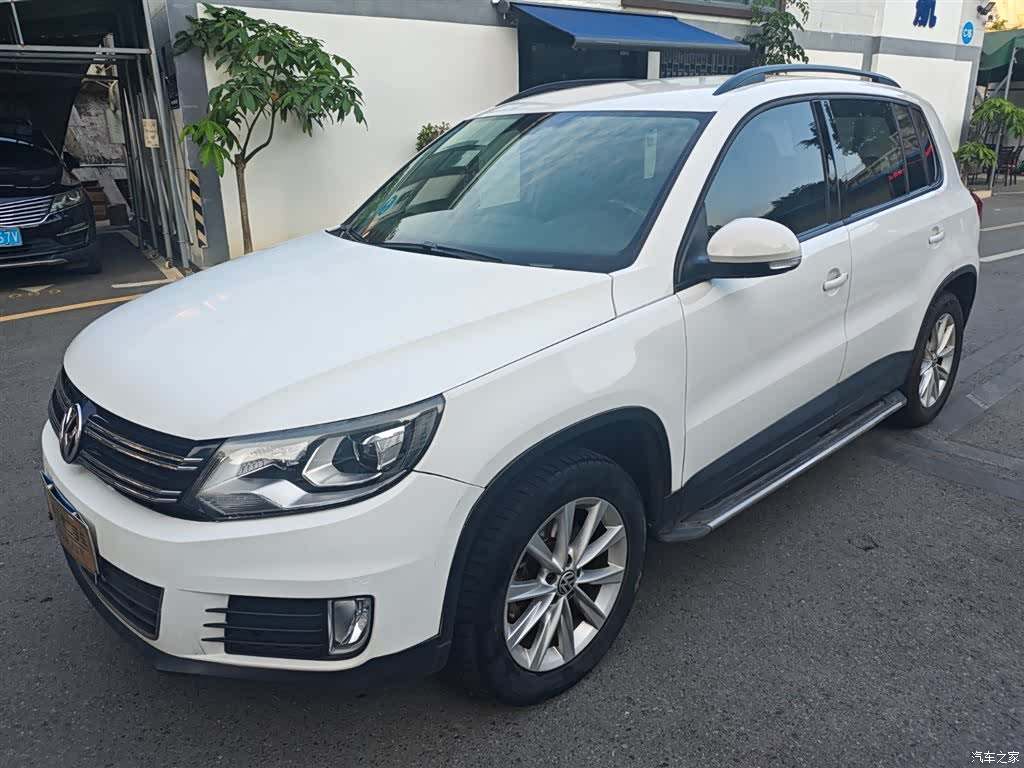 Volkswagen Tiguan, 2015 1