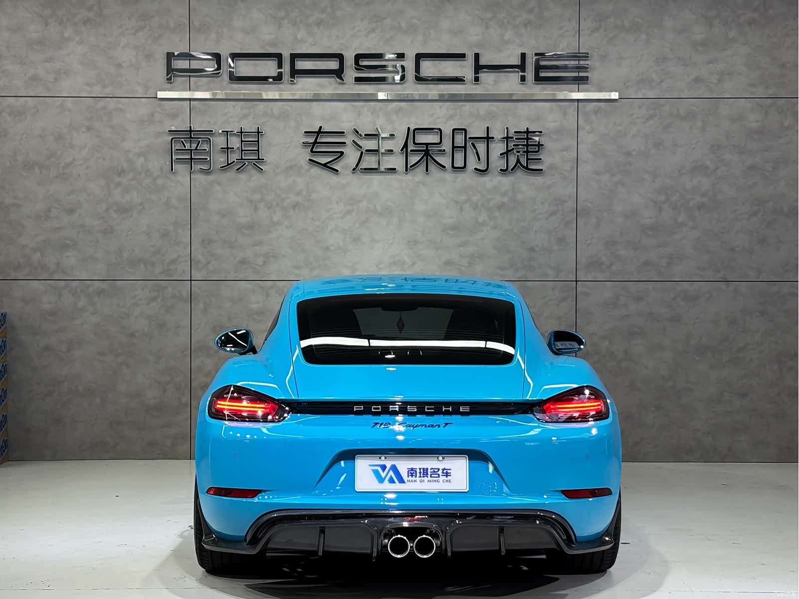 Porsche Cayman, 2018 все фото