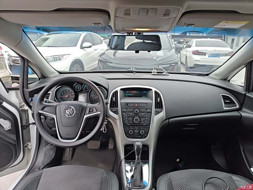 Buick XT, 2015 10