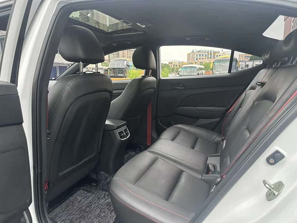 Hyundai Lead