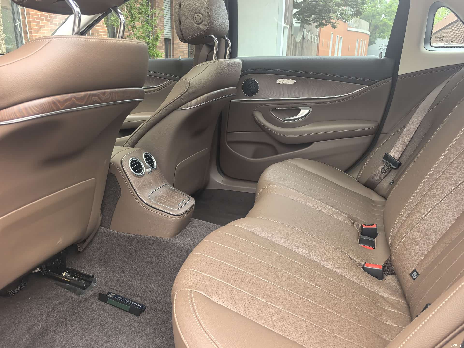 Mercedes-Benz E-Class, 2023 18