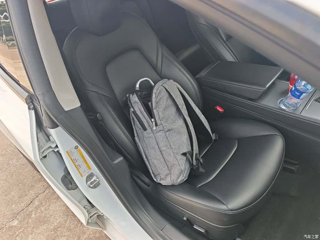 Tesla Model 3, 2021 25
